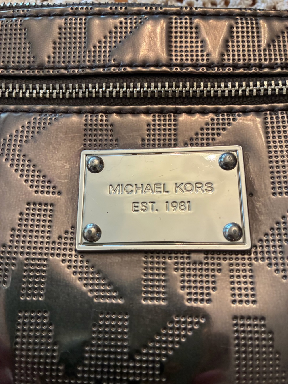 Michael Kors Jet Set Metallic Pewter MK Logo Mini Wristlet - Picture 7 of 14